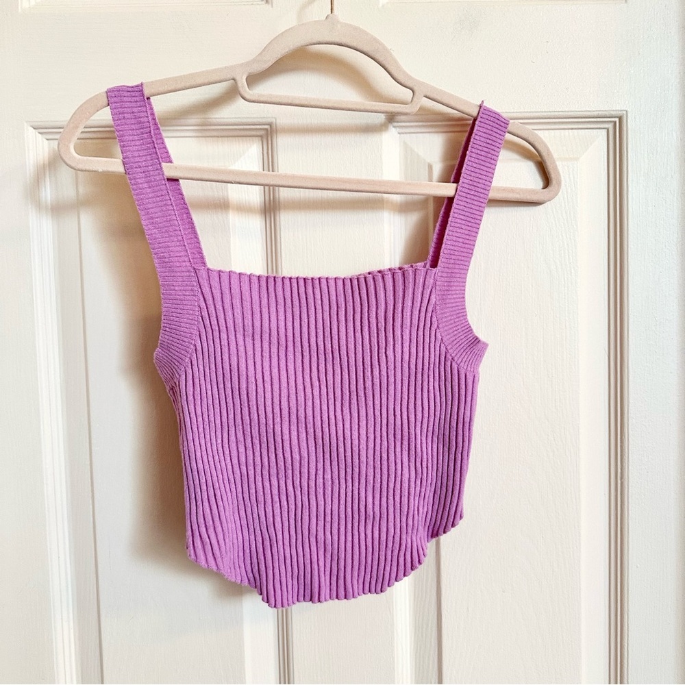 Pink Kendall and Kylie crop top